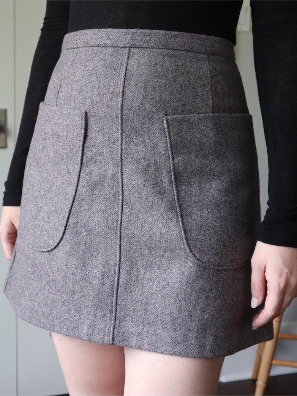 TALULA ARITZIA Grey Herringbone Patch Pocket A-Line Mini Skirt Wool Tweed Size 4